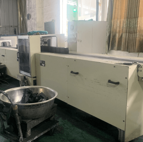 <a href=http://wd888.cn/fwzhxt/ target=_blank class=infotextkey>蜂窩活性炭</a>生產(chǎn)車間